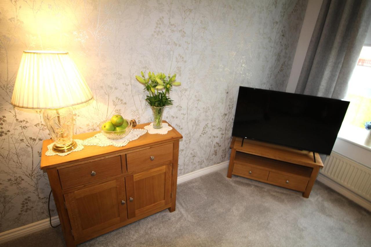 Ashington - 2 Bedroom House - Beautifully Decorated & Furnished - Large Garden Dış mekan fotoğraf