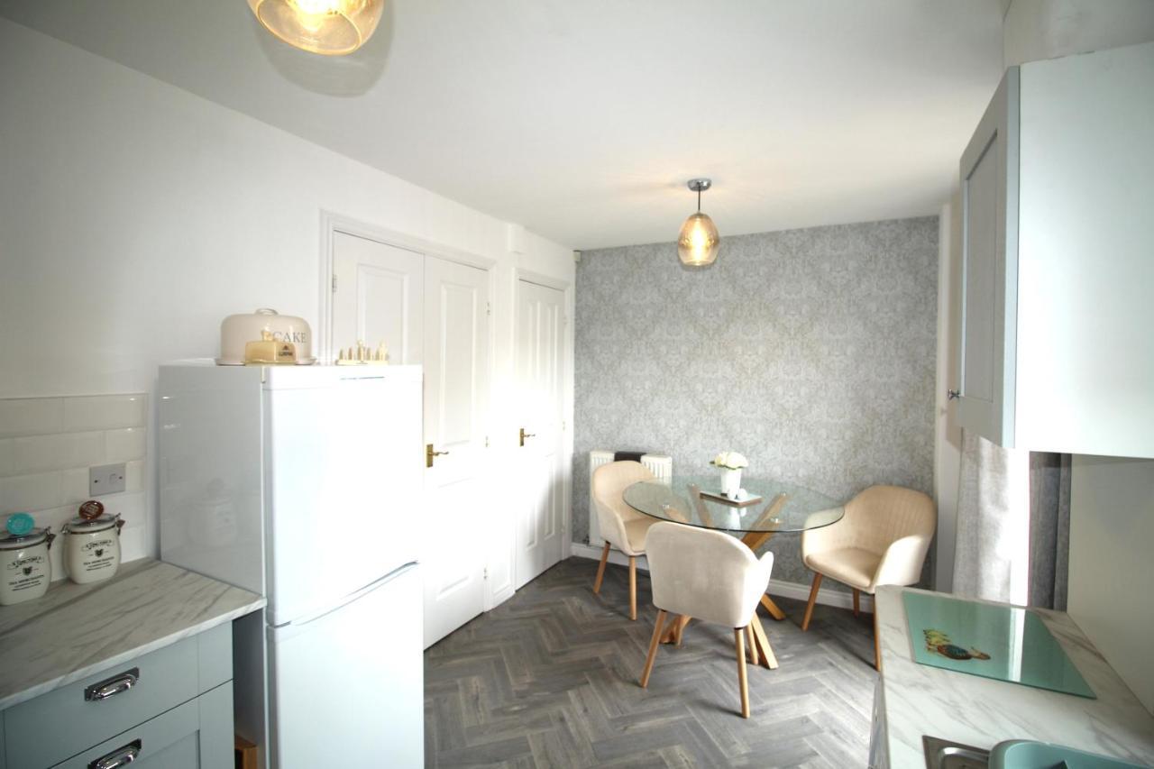 Ashington - 2 Bedroom House - Beautifully Decorated & Furnished - Large Garden Dış mekan fotoğraf